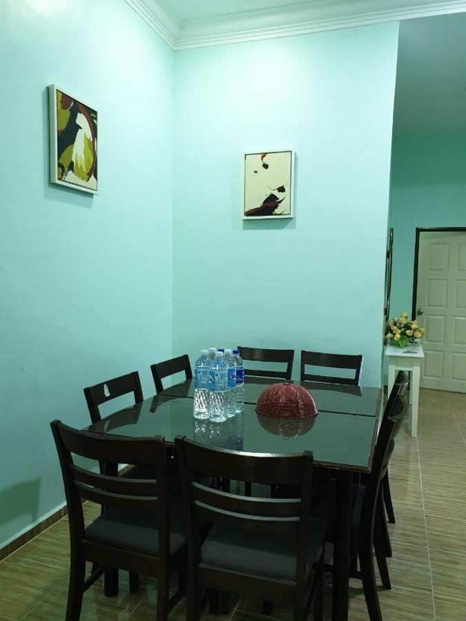 Nipah Homestay Kuala Besut Екстер'єр фото